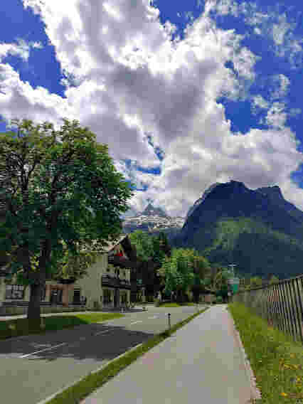 Highway To Hill