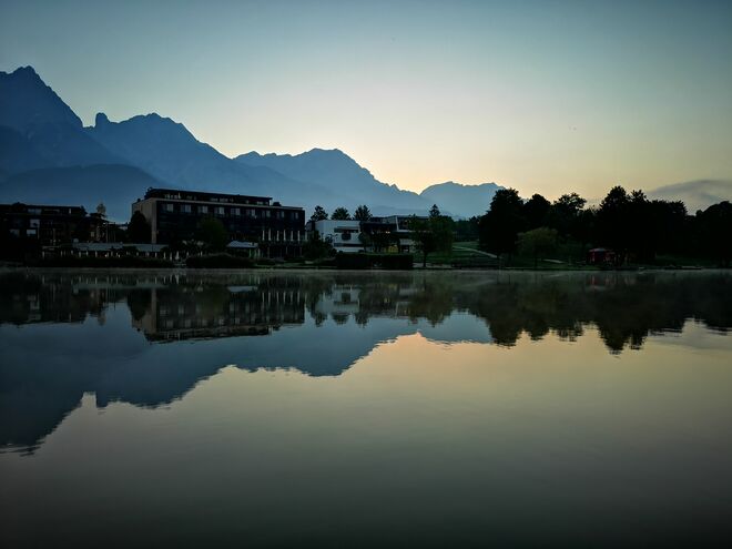 Blaue Stunde am Ritzensee - Steinernes Meer Spiegelung