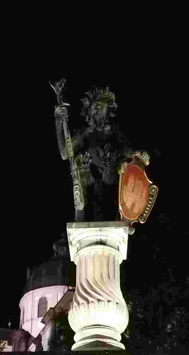 Auf der Wacht die ganze Lange Nacht 