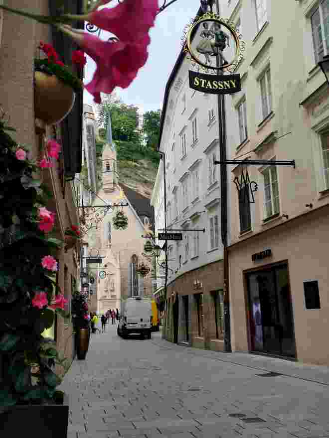 Getreidegasse