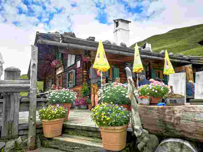 Kallbrunn Alm Raststation