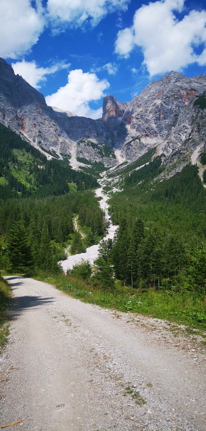 Sandtn Kronreith Runde mit Sommerstein