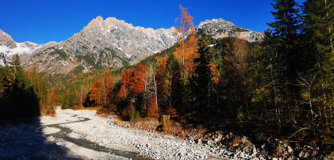 Herbstliche Idylle in Hintertal