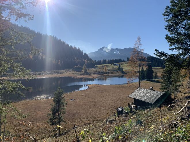 Seewaldsee in der Herbstsonne