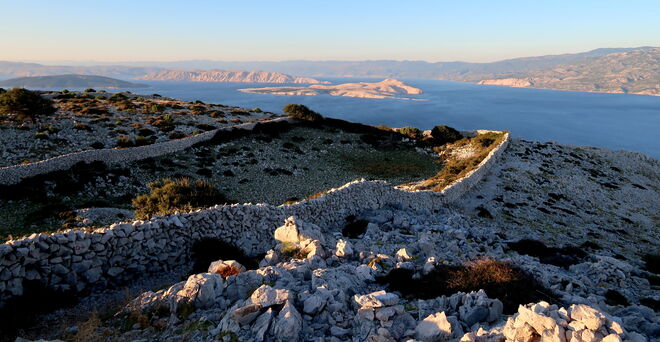Blick vom Kamenjak im Abendlicht