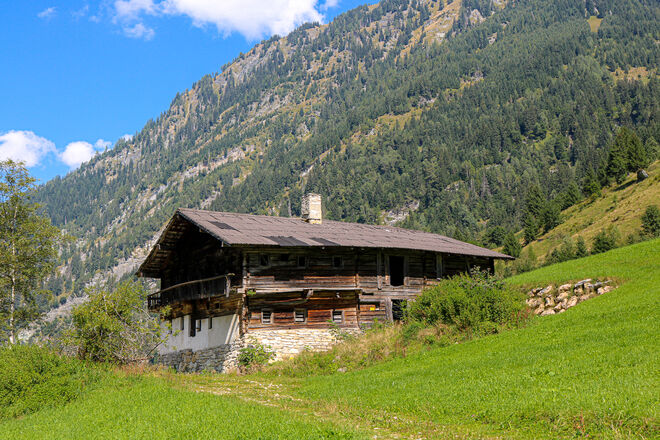 Wer hier wohl gelebt hat???