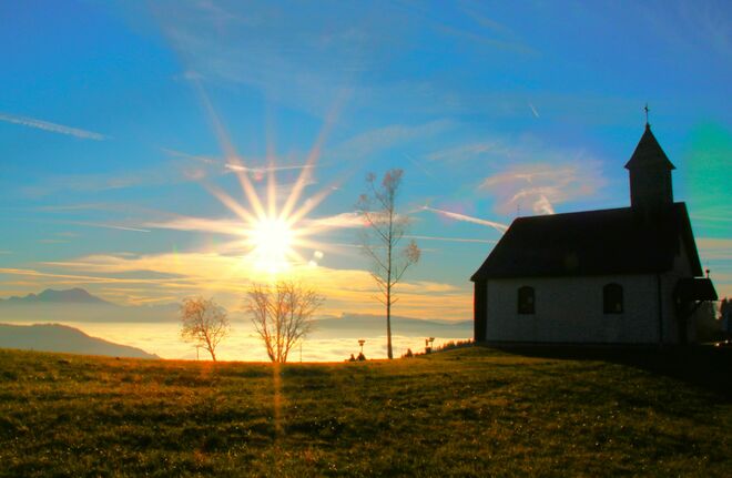 Sonnenuntergang bei der Gahbergkapelle