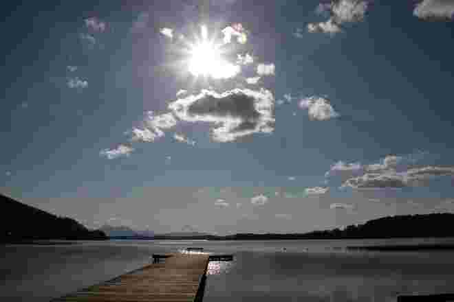 ...wenn der Wallersee in der späten Nachhmittagssonne glitzert 
