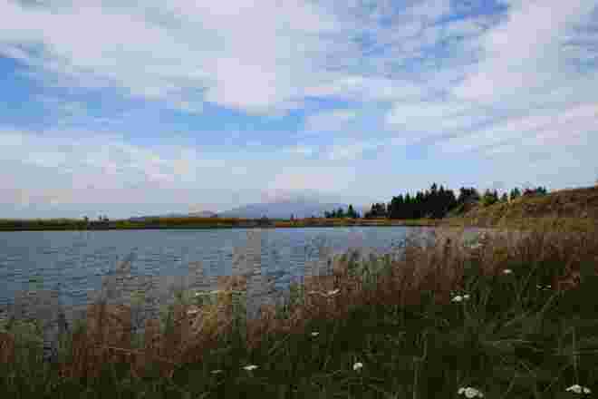 Über den Speichersee geblickt zum Zirbitz