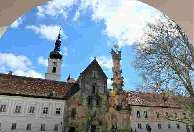 Stift Heiligenkreuz