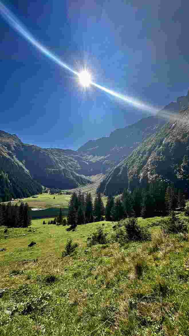 Sonnenstrahlen am Hintersee 