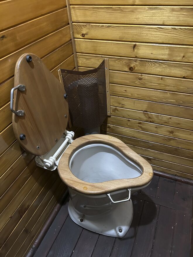 Ja, es gab ein Klo in der Ischlerbahn 