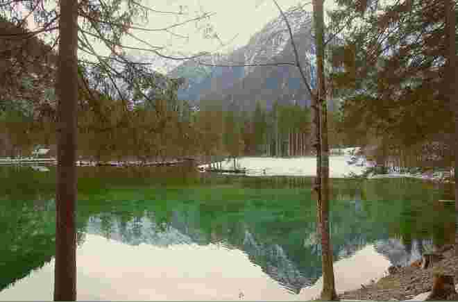 ... kaltes Kalkwassergrün