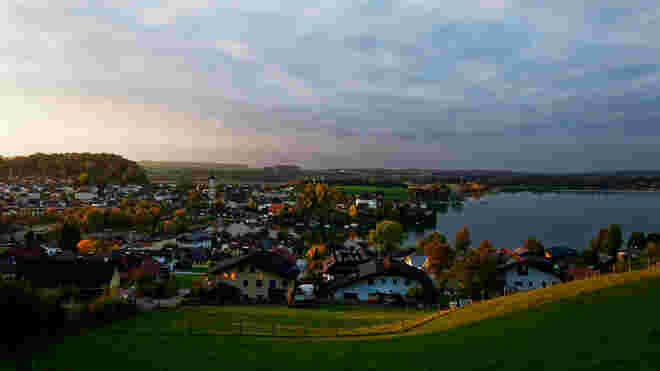 Mattsee im Abendlicht
