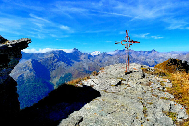 Gipfelblick nach Westen ...