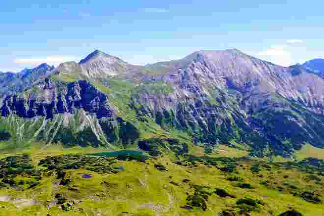 Blick von der Sonntagskarhöhe ...