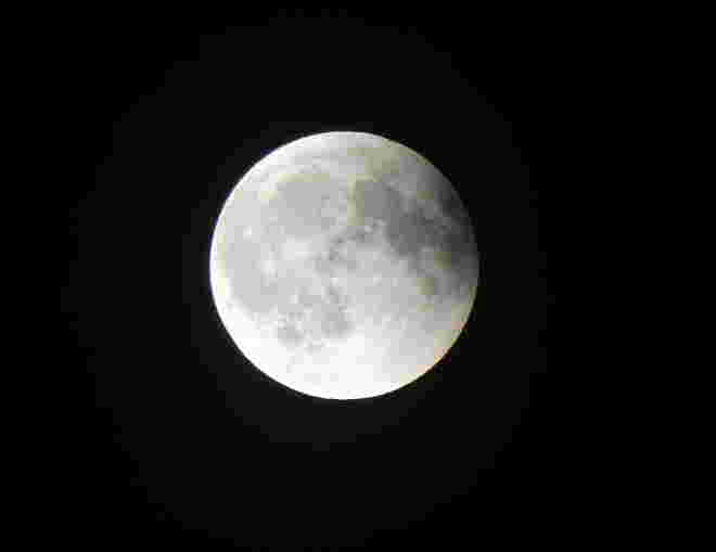 der Mond ..
