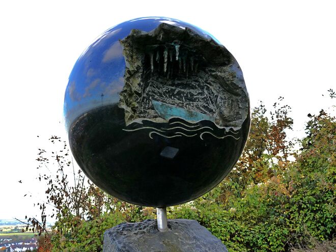 Pluto - ganz weit draußen