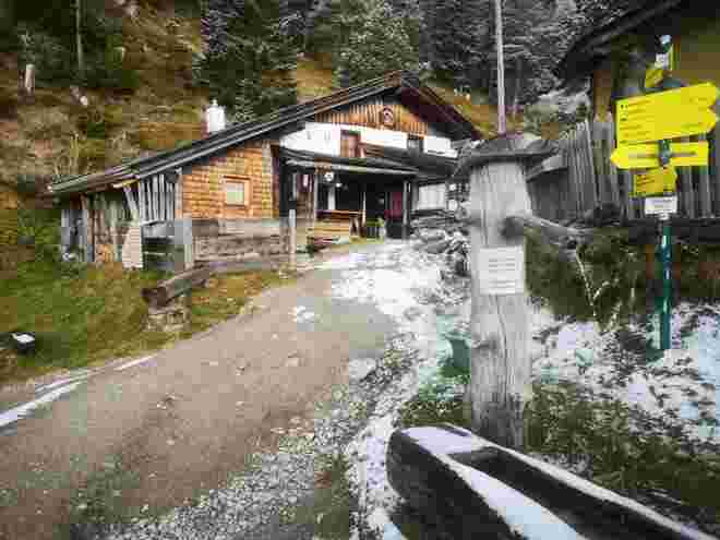 Die Steinalm muss dem Bagger weichen - so wollen es "Die Reichen"
