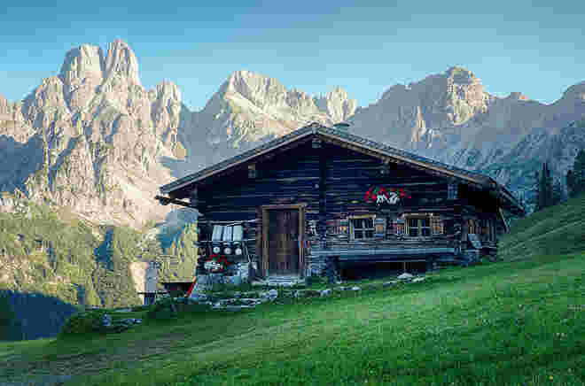 ikonische Almhütte