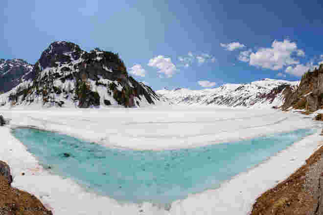 Noch viel Schnee am Tappenkarsee