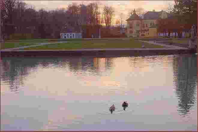 Abendlich fast still . . . 