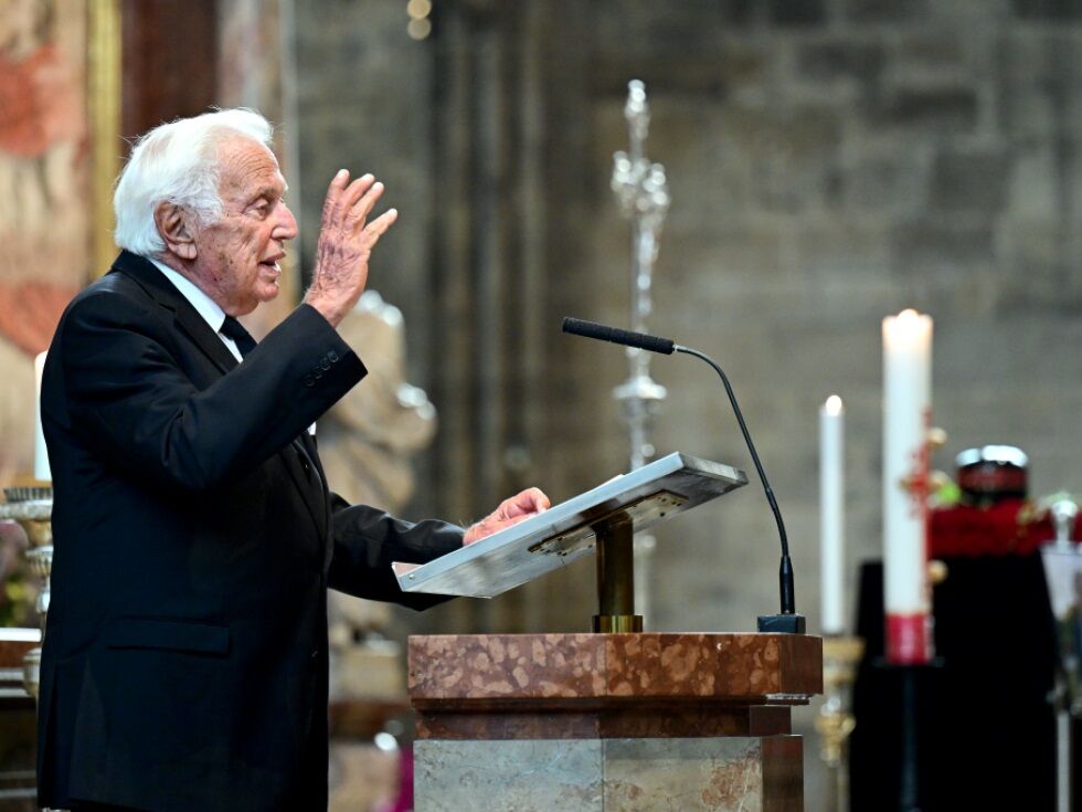 V dunajski stolnici svetega Štefana se je družina, prijatelji in kolegi poslovili od Haralda Serafina