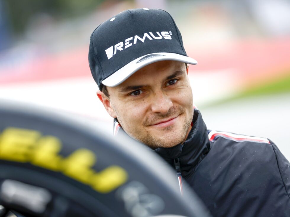 Rast prevzel vodstvo v DTM, Auer izgubil