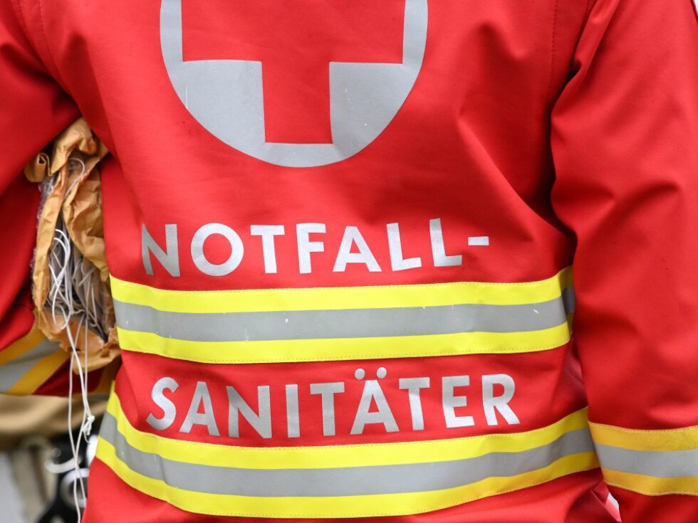 V St. Veitu an der Glan se je zgodila prometna nesreča: avtomobil trčil v tovorni vlak