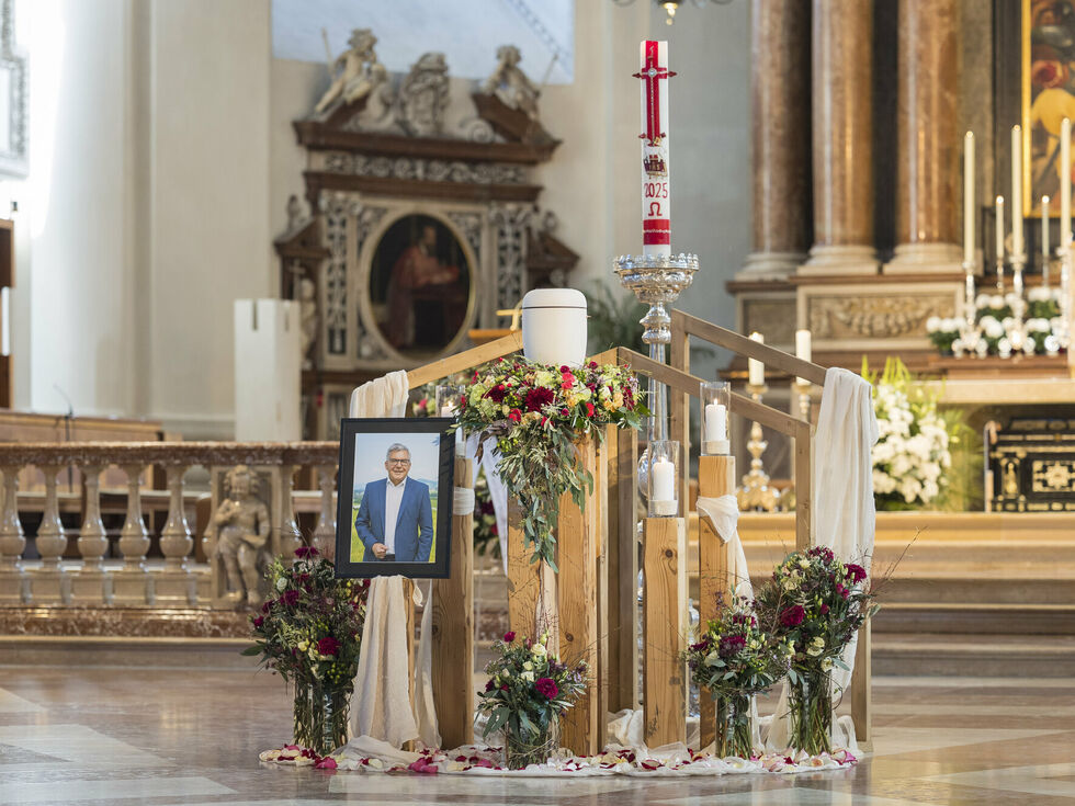 Berührender Abschied vom Salzburger Landesrat Josef Schwaiger im Salzburger Dom