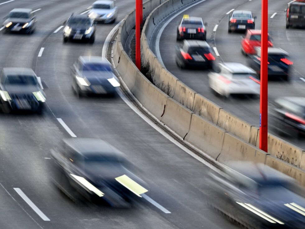 Betrugsermittlungen gegen Geschäftsführer von 123-Transporter: Konsumenten klagen über unfaire Abbuchungen