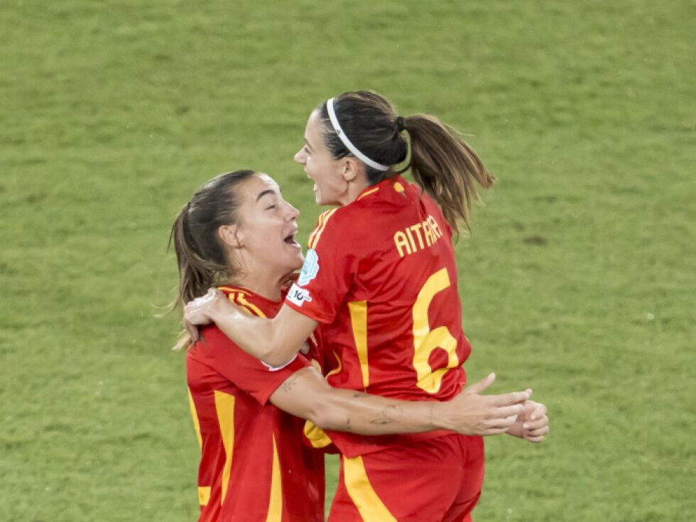 Bonmatis "Genialität" lässt Spanien vom Titel träumen