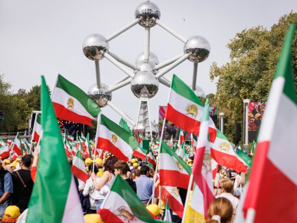 Brüssel: Irans Exilopposition demonstriert für Regimewechsel