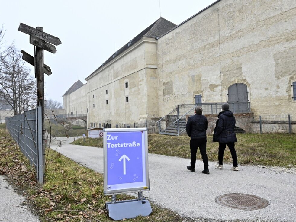 Dunajski mestni računski urad preiskuje testno mesto za koronavirus v gradu Neugebäude
