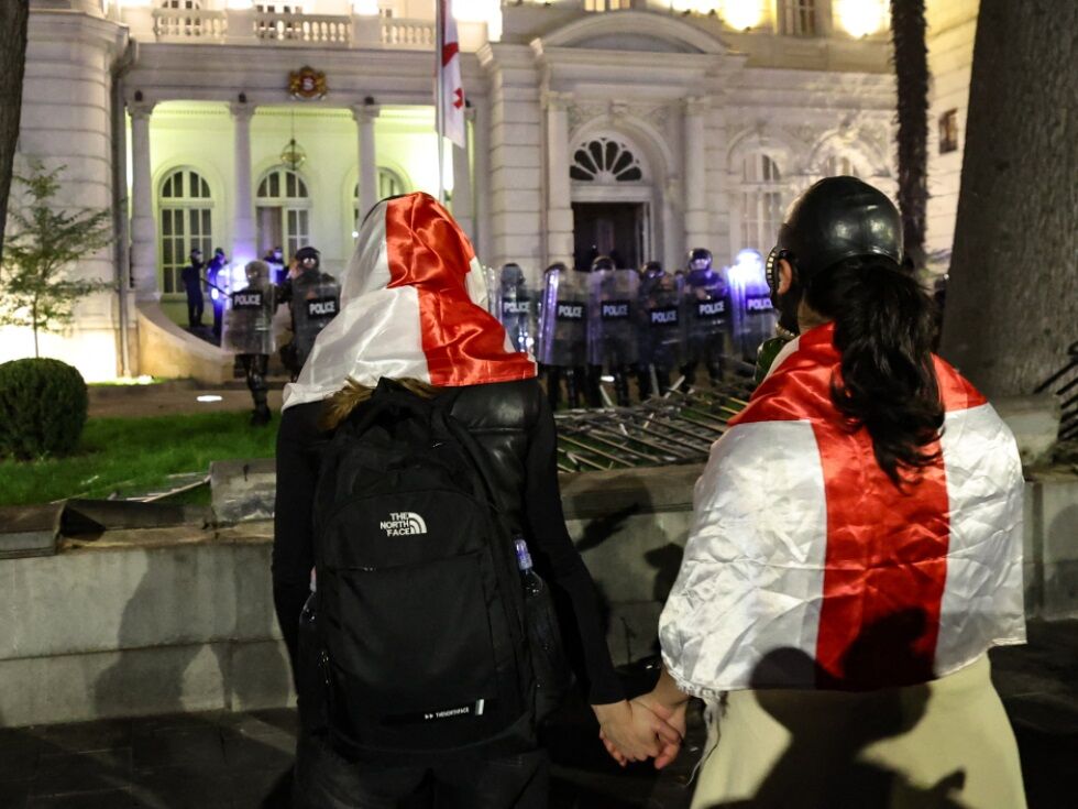 Demonstranten wollten Präsidentenresidenz in Tiflis stürmen
