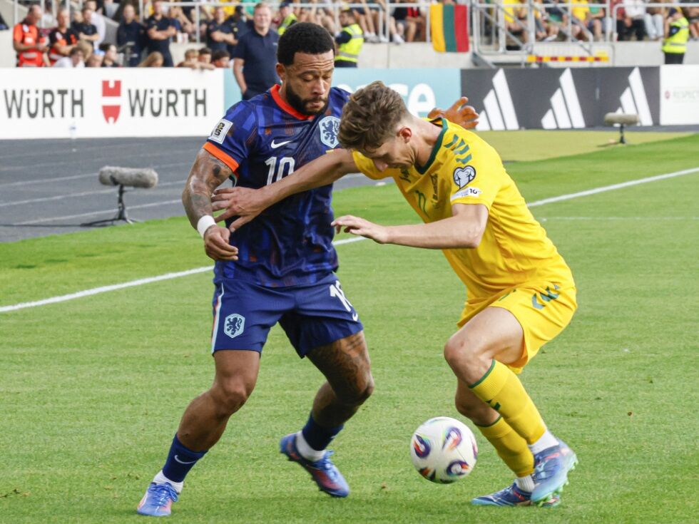 Depay rettet mit Rekord 3:2-Sieg der Niederlande in Litauen