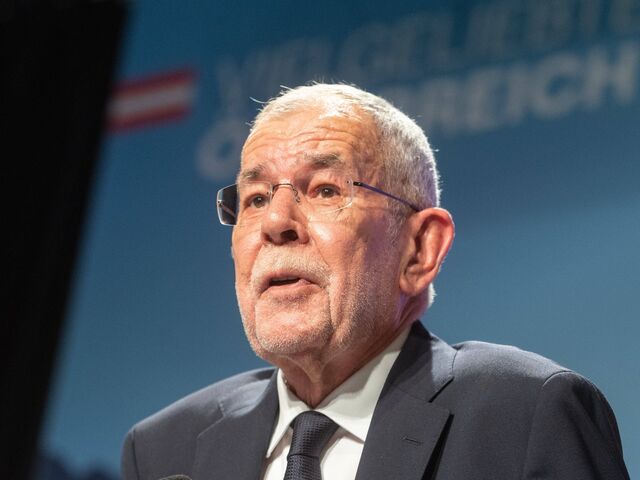 &#8222;Politiker müssen führen, nicht verführen.&#8220; &#8211; Alexander Van der Bellen erklärt seinen Zugang zum höchsten Amt im Staat.  