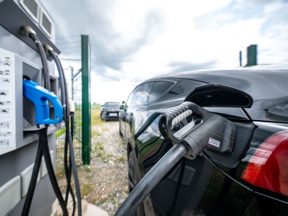 Deutlicher Anstieg bei E-Auto-Neuzulassungen im Juli