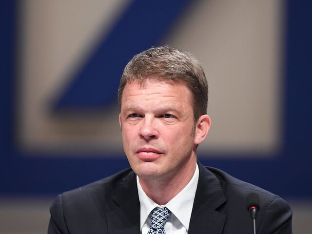 Deutsche Bank Streicht 10 000 Jobs Auch Wien Betroffen Sn At