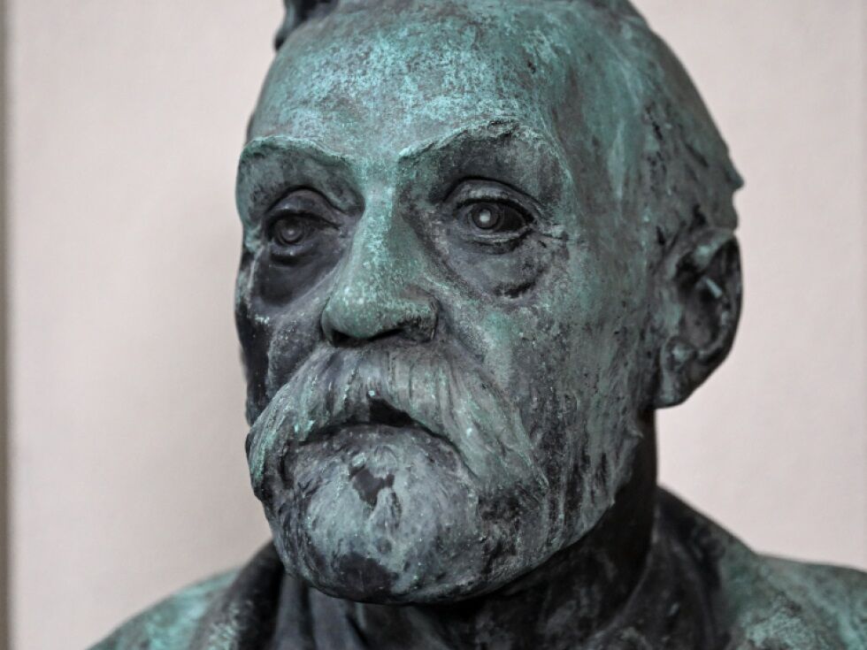 Po skoraj 50 letih našli izgubljene patente Alfreda Nobela