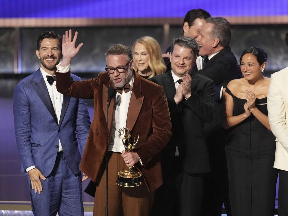Emmys vergeben: "The Studio" ist die beste Comedy des Jahres, "The Pitt" bestes Drama