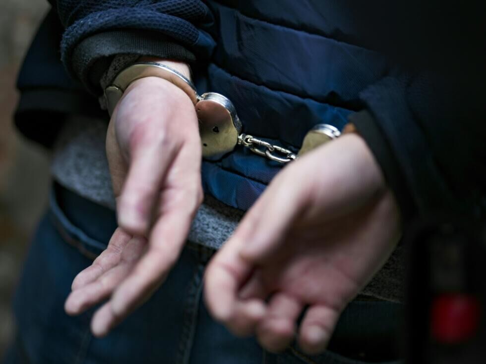 Pobegli zapornik ujet med prometno kontrolo v bližini Steyrja