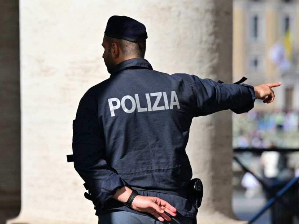 Italijanska policija preiskuje platformo zaradi lažnih pornografskih fotografij