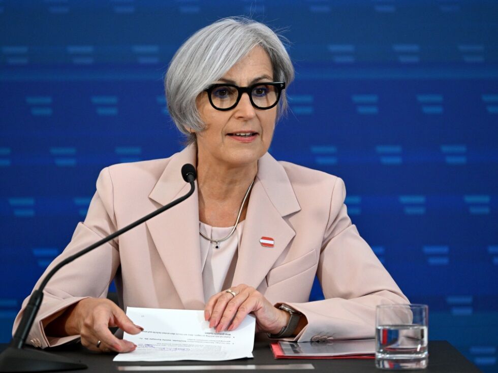 EU ministri so razpravljali o boju proti organiziranemu kriminalu in nasilju nad otroki