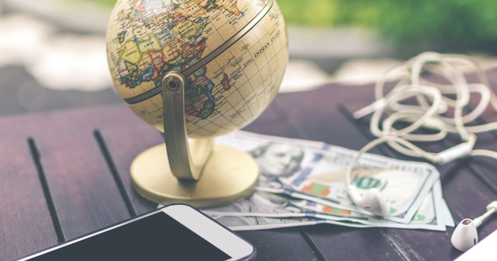 Expat: Erfolgreich arbeiten und leben im Ausland | karriere.SN.at