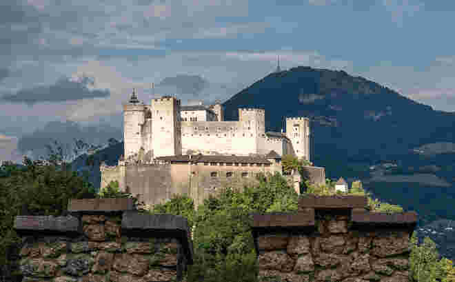 Festung im Abendlicht