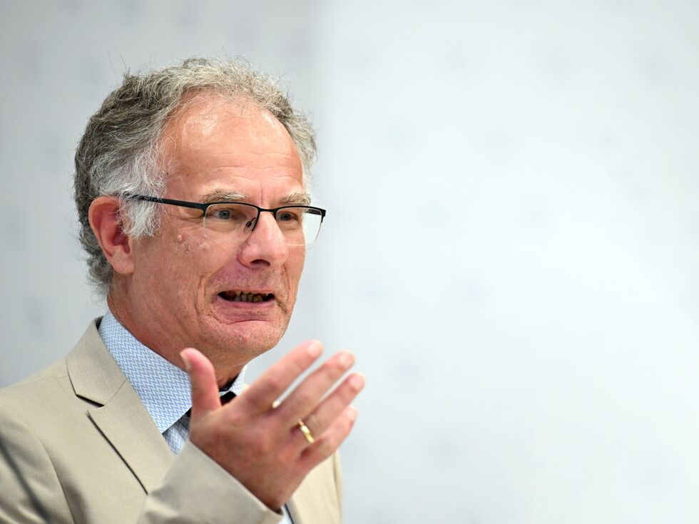 Finanzminister Marterbauer drängt auf Preiseingriffe gegen hohe Lebensmittelpreise