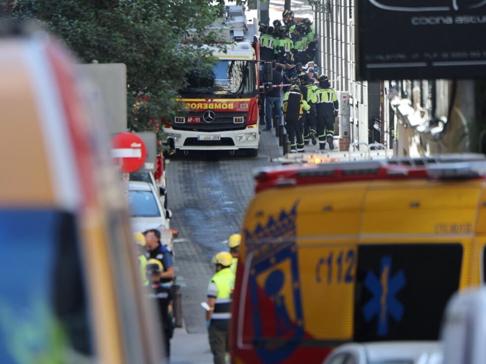 Gebäude im Madrid bei Umbau eingestürzt