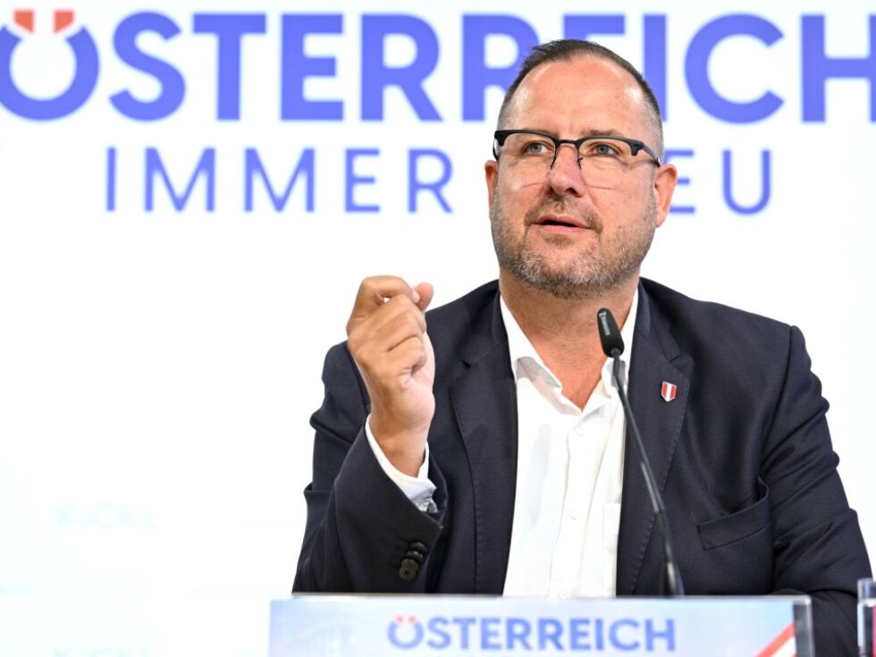 Poslovni odbor avstrijskega parlamenta omogočil preiskovalno komisijo v primeru Pilnacek