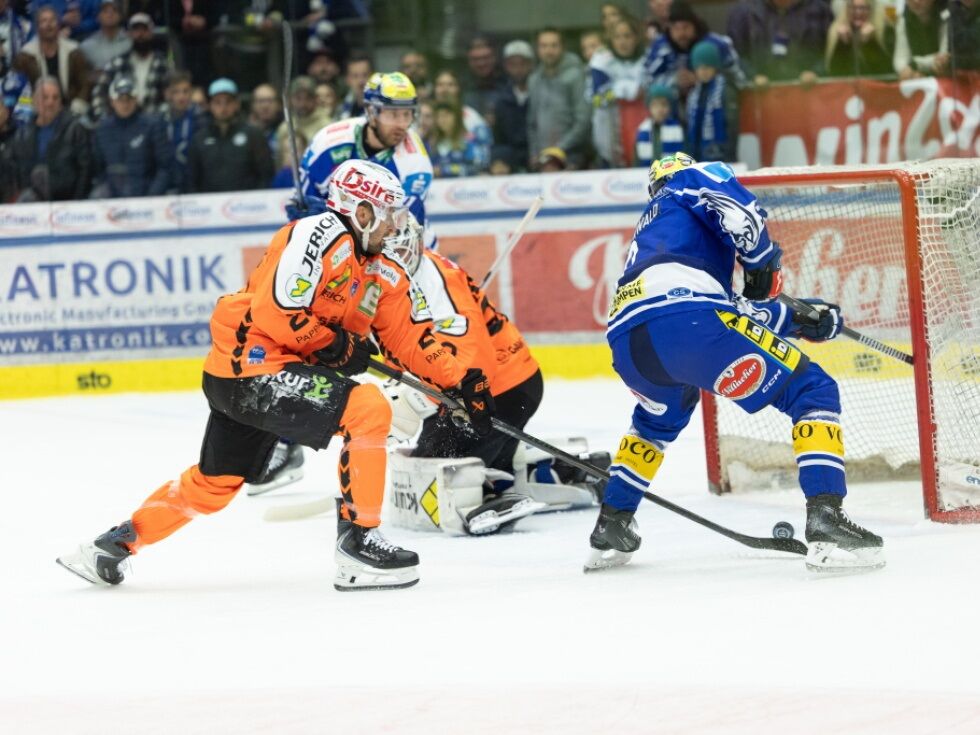 Graz 99ers prekinili niz VSV z zmago 6:1 v gosteh